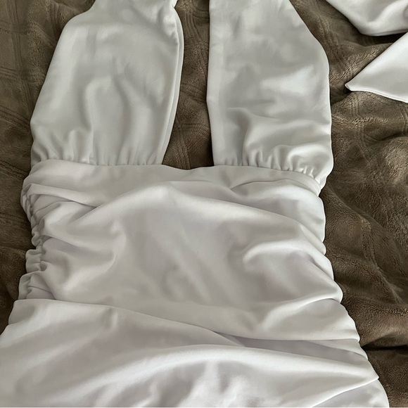 Zara White Ruched Halter Dress Sz Large - Picture 4 of 6